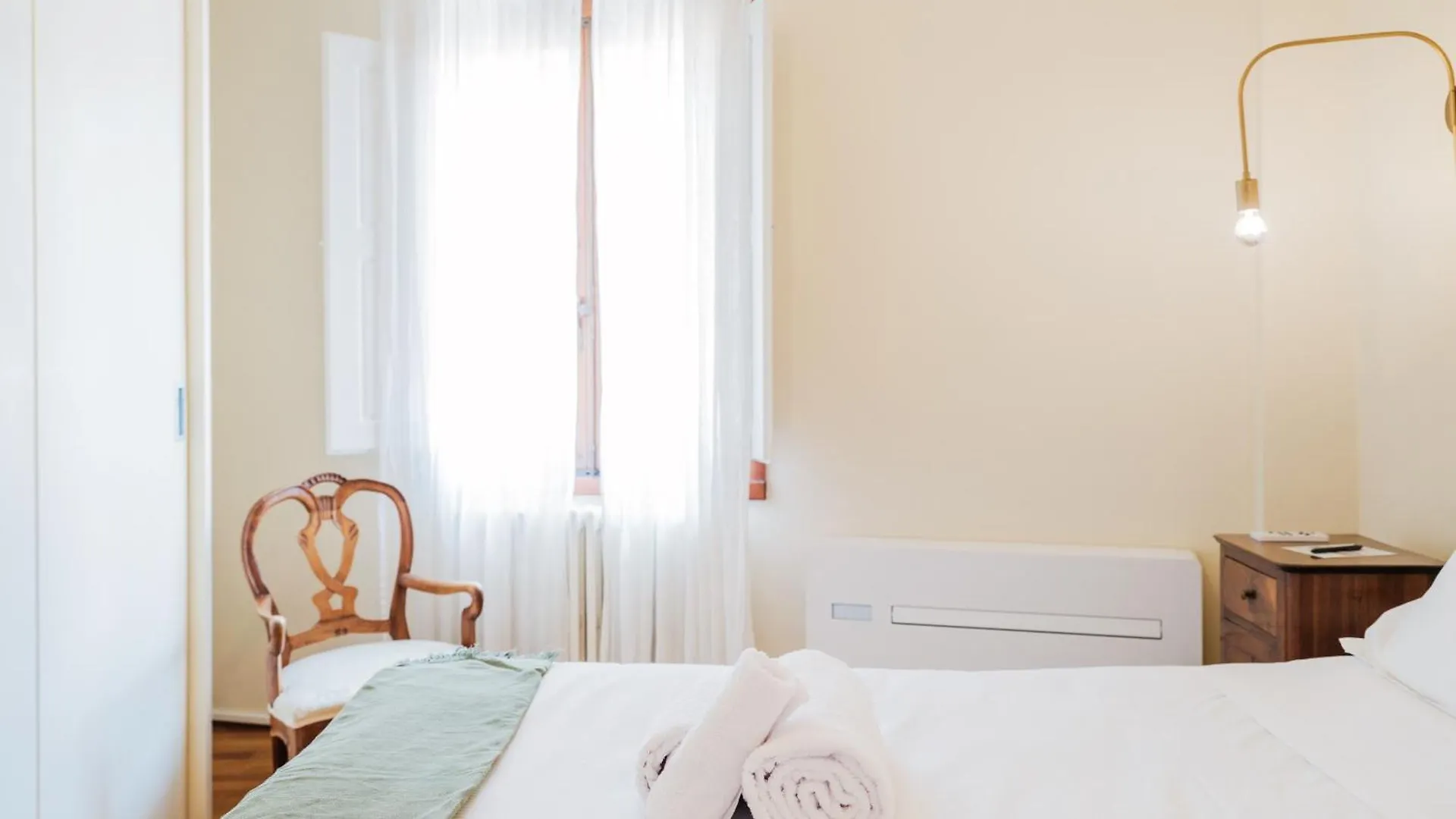 Casa Anna - Charming Central Apartment Florence Italy