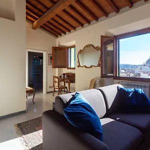  Apartment Cavour 83