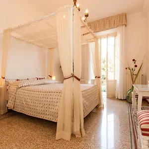  Apartment Oltrarno
