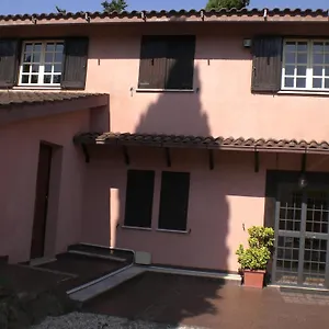 https://villa-di-christian-e-michelle.it-romehotels.com